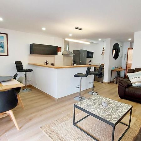 Sunny Duplex In Front Of Campello Beach El Campello Bagian luar foto