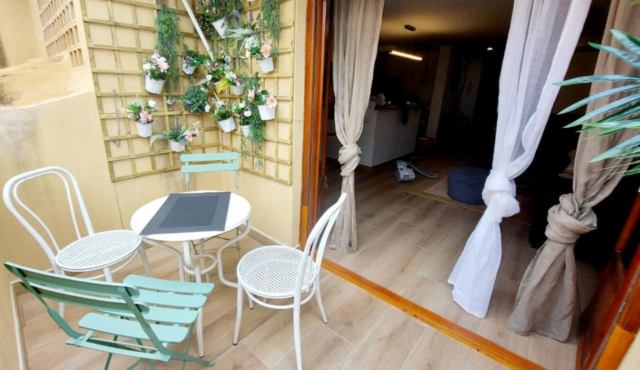 Sunny Duplex In Front Of Campello Beach El Campello Bagian luar foto