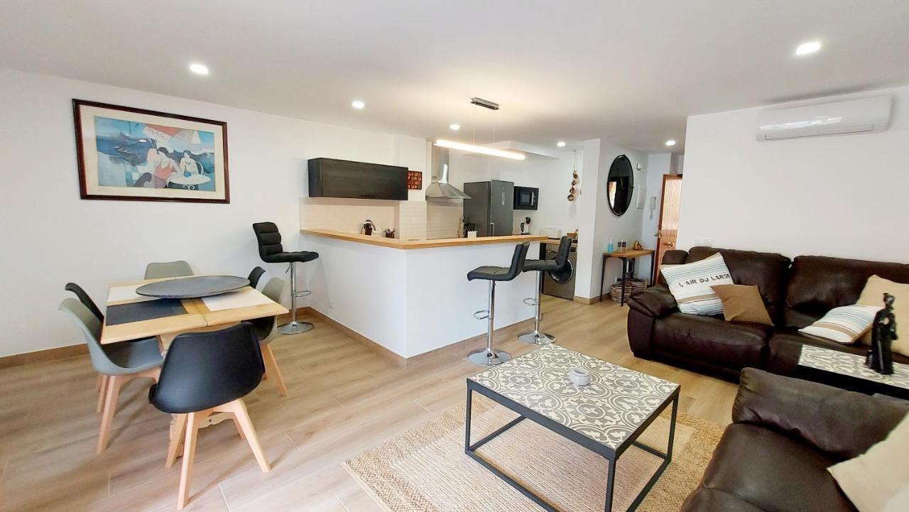 Sunny Duplex In Front Of Campello Beach El Campello Bagian luar foto