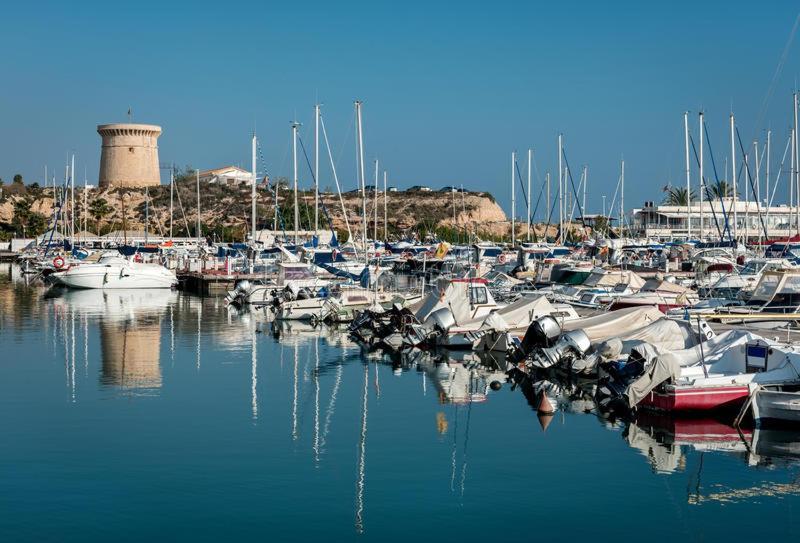 Sunny Duplex In Front Of Campello Beach El Campello Bagian luar foto