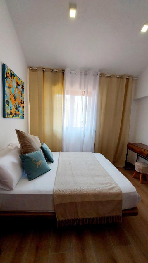 Sunny Duplex In Front Of Campello Beach El Campello Bagian luar foto