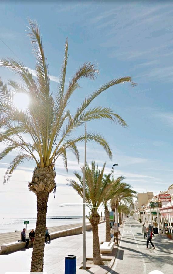 Sunny Duplex In Front Of Campello Beach El Campello Bagian luar foto