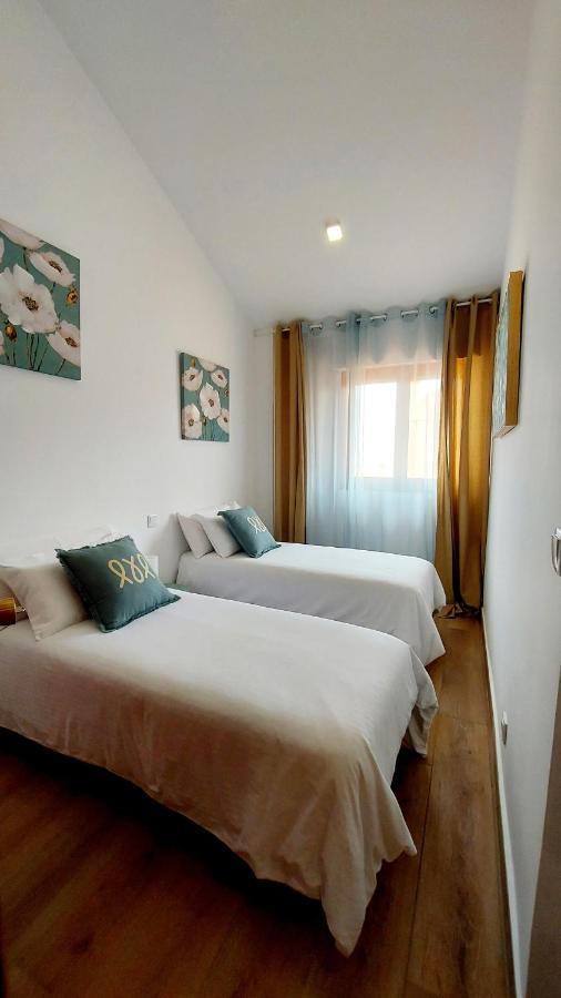 Sunny Duplex In Front Of Campello Beach El Campello Bagian luar foto